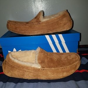 Ugg moccasins